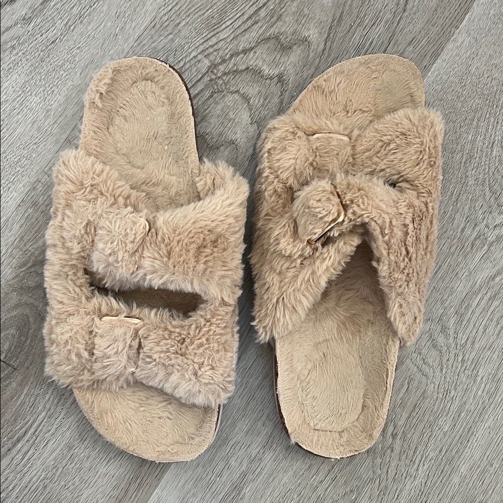 Fuzzy Tan Slide Sandals
